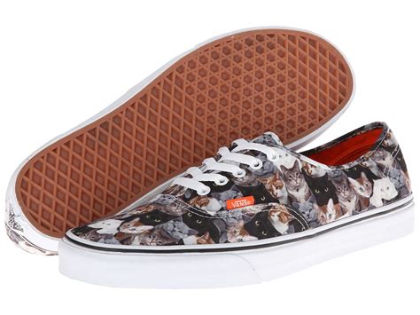 Используйте официальный сайт Vans для сравнения