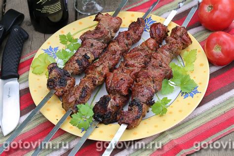 Нежный шашлык из баранины в винно-розмариновом маринаде