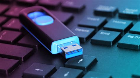 Определите идентификатор вашей USB накопителя с помощью компьютера