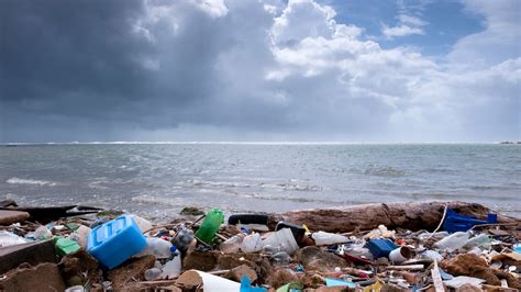 Проблемы с водой под пленкой в бассейне