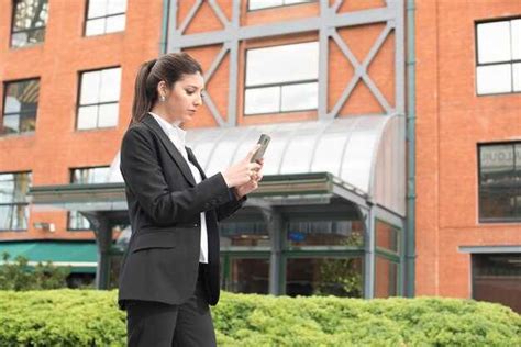 Свяжитесь с технической поддержкой Kyocera для получения необходимой помощи