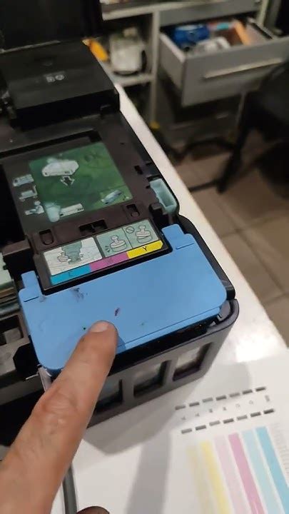 Устранение воздуха из Системы непрерывной подачи чернил принтера Epson XP352: подробное руководство